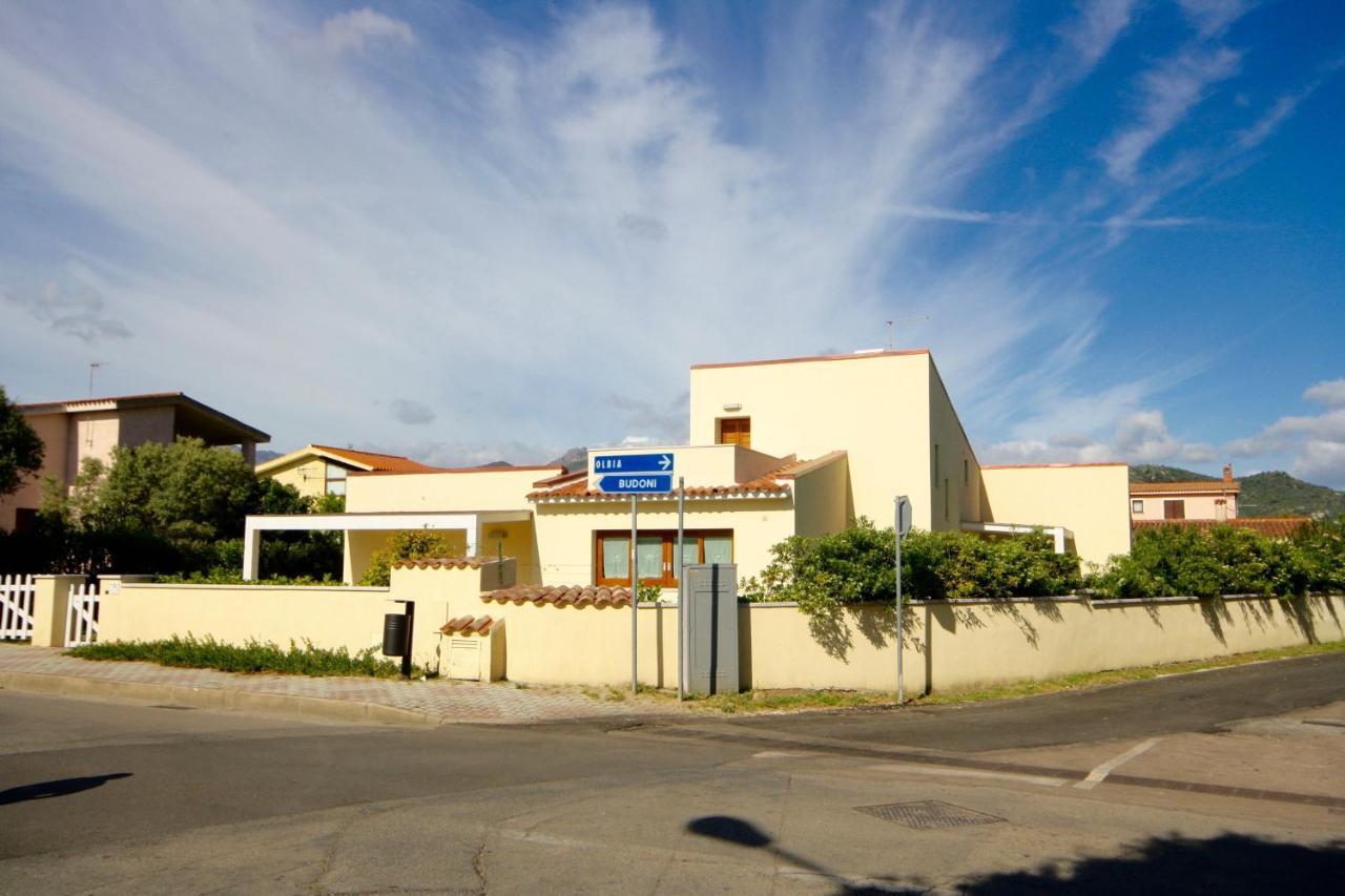 Villa Franca By Wonderful Italy San Teodoro  Extérieur photo