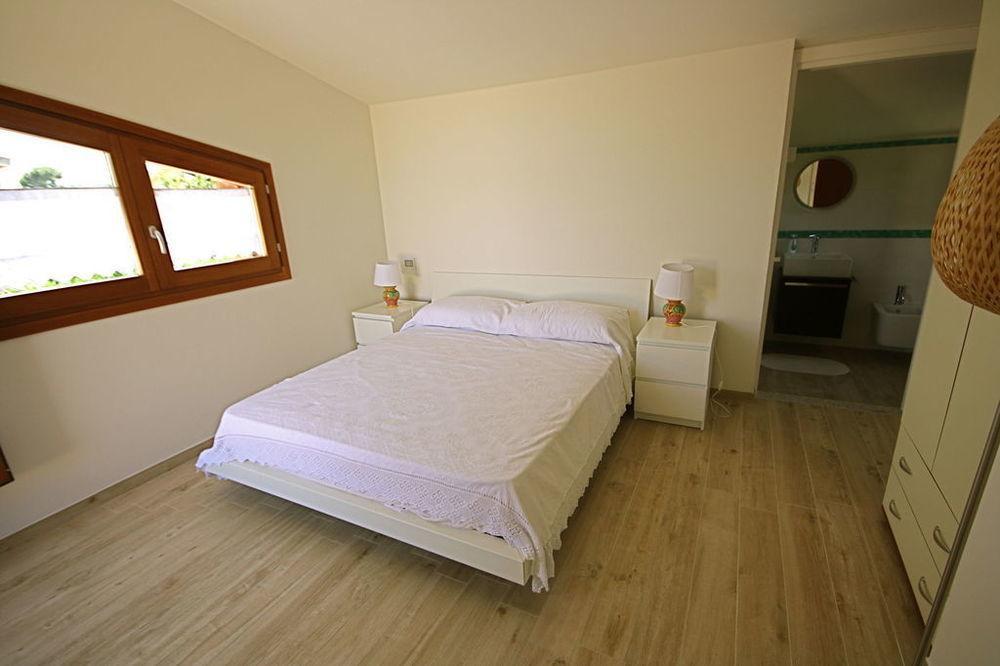 Villa Franca By Wonderful Italy San Teodoro  Extérieur photo